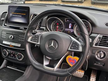 Mercedes-Benz GLE 3.0 GLE350d V6 AMG Night Edition (Premium Plus) G-Tronic 4MATIC 