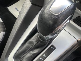 Ford Focus 1.6 Zetec Powershift Euro 5 5dr