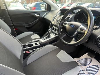 Ford Focus 1.6 Zetec Powershift Euro 5 5dr