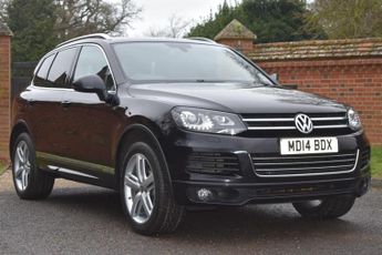 Volkswagen Touareg 3.0 TDI V6 BlueMotion Tech R-Line Tiptronic 4WD Euro 5 (s/s) 5dr