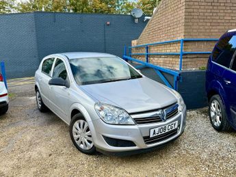 Vauxhall Astra 1.6i 16v Club 5dr