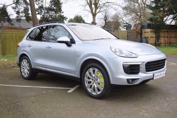 Porsche Cayenne 3.0 V6 E-Hybrid S Platinum Edition TiptronicS 4WD Euro 6 (s/s) 5