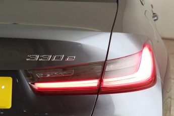 BMW 3 Series 2.0 330e 12kWh Sport Pro Auto Euro 6 (s/s) 4dr