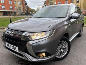 Mitsubishi Outlander 2.4h TwinMotor 13.8kWh Dynamic CVT 4WD Euro 6 (s/s) 5dr