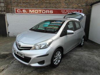 Toyota Yaris 1.33 Dual VVT-i TR Multidrive S Euro 5 5dr