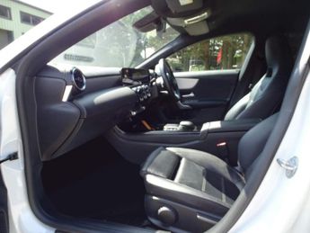 Mercedes-Benz CLA 1.3 CLA200 AMG Line Coupe 7G-DCT Euro 6 (s/s) 4dr