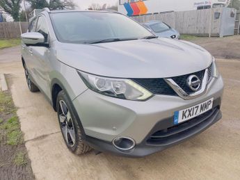 Nissan Qashqai 1.5 dCi N-Connecta Euro 6 (s/s) 5dr