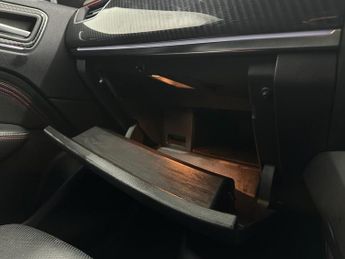 RENAULT ARKANA 1.6 E-TECH r.s. line SUV 5dr Petrol Hybrid Auto 2WD Euro 6 (s/s)