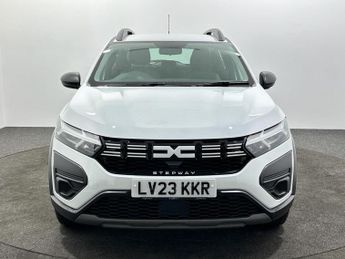 DACIA SANDERO STEPWAY 1.0 TCe Essential Hatchback 5dr Petrol Manual Euro 6 (s/s) (90 p