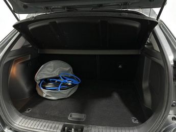 HYUNDAI KONA 64kWh Premium SE SUV 5dr Electric Auto (7kW Charger) (204 ps)