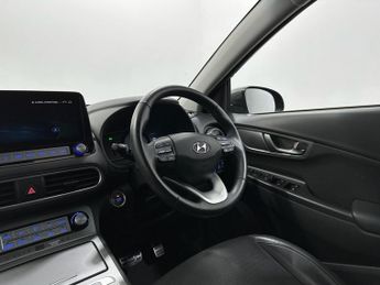 HYUNDAI KONA 64kWh Premium SE SUV 5dr Electric Auto (7kW Charger) (204 ps)