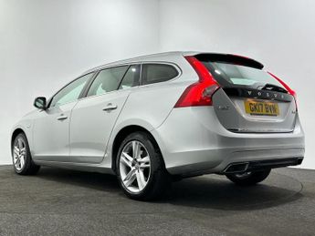 VOLVO V60 2.4 D6 Twin Engine SE Lux Nav Estate 5dr Diesel Plug-in Hybrid A