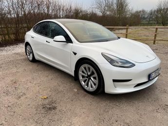 Tesla Model 3 Standard Range Plus Auto RWD 4dr