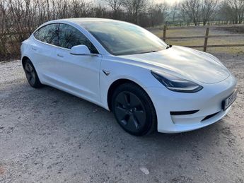 Tesla Model 3 Standard Range Plus Auto RWD 4dr