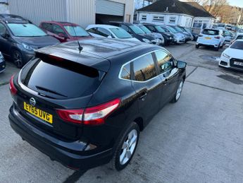 Nissan Qashqai 1.2 DIG-T n-tec XTRON 2WD Euro 6 (s/s) 5dr
