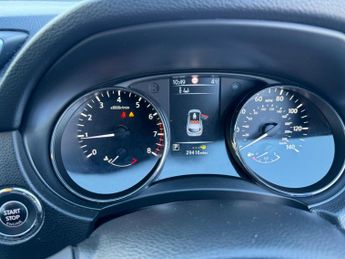 Nissan Qashqai 1.2 DIG-T n-tec XTRON 2WD Euro 6 (s/s) 5dr