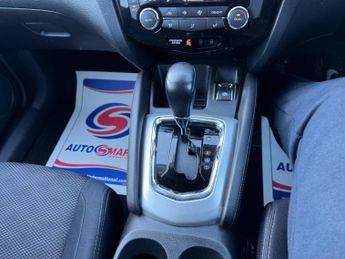 Nissan Qashqai 1.2 DIG-T n-tec XTRON 2WD Euro 6 (s/s) 5dr