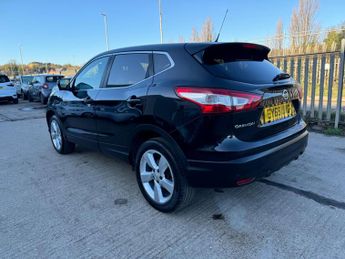 Nissan Qashqai 1.2 DIG-T n-tec XTRON 2WD Euro 6 (s/s) 5dr