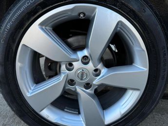 Nissan Qashqai 1.2 DIG-T n-tec XTRON 2WD Euro 6 (s/s) 5dr