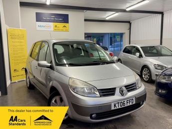 Renault Scenic 1.6 VVT Dynamique 5dr