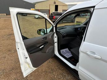 Ford Transit Connect 1.5 200 EcoBlue Limited Auto L1 Euro 6 (s/s) 5dr