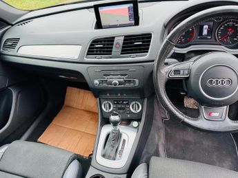 Audi Q3 2.0 TFSI S line S Tronic quattro  (s/s)
