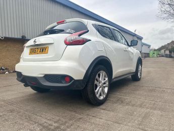 Nissan Juke 1.6 N-Connecta XTRON Euro 6 5dr