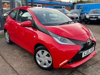 Toyota AYGO 1.0 VVT-i x-play Euro 5 5dr Euro 5