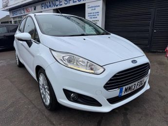 Ford Fiesta 1.0T EcoBoost Titanium Euro 5 (s/s) 5dr