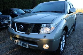 Nissan Pathfinder 2.5 dCi Aventura 5dr