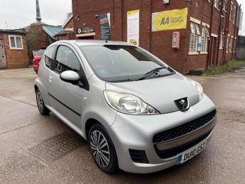 Peugeot 107 1.0 12V Urban 2 Tronic Euro 4 3dr