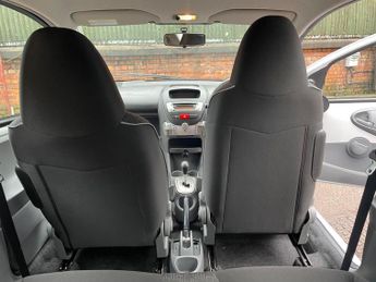 Peugeot 107 1.0 12V Urban 2 Tronic Euro 4 3dr