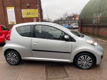 Peugeot 107 1.0 12V Urban 2 Tronic Euro 4 3dr