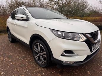 Nissan Qashqai 1.5 dCi N-Connecta Euro 6 (s/s) 5dr