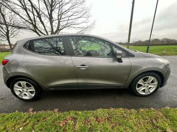 Renault Clio 0.9 TCe Expression + Euro 5 (s/s) 5dr