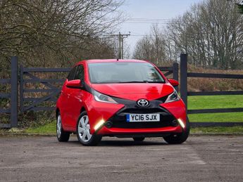 Toyota AYGO 1.0 VVT-i x-play Euro 6 5dr