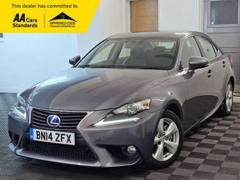 Lexus IS 2.5 300h SE E-CVT Euro 5 (s/s) 4dr