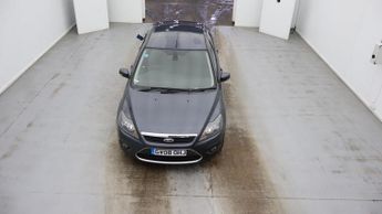 Ford Focus 1.6 Titanium 5dr