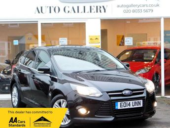 Ford Focus 1.0T EcoBoost Titanium Navigator Euro 5 (s/s) 5dr