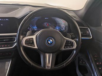 BMW 3 Series 2.0 330e 12kWh M Sport Pro Edition Touring Auto xDrive Euro 6 (s