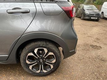 Honda Jazz 1.5 h i-MMD Crosstar EX eCVT Euro 6 (s/s) 5dr