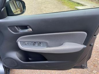 Honda Jazz 1.5 h i-MMD Crosstar EX eCVT Euro 6 (s/s) 5dr