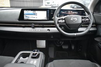 Nissan ARIYA 87kWh Evolve Auto 5dr 22kW Charger