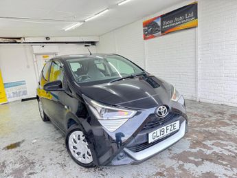 Toyota AYGO 1.0 VVT-i x-play Euro 6 5dr