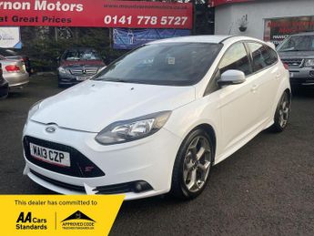 Ford Focus 2.0T EcoBoost ST-2 Euro 5 (s/s) 5dr