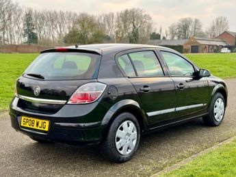 Vauxhall Astra 1.8i 16v Life 5dr
