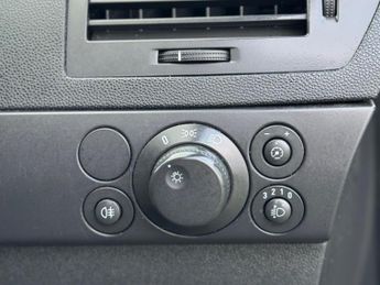 Vauxhall Astra 1.8i 16v Life 5dr