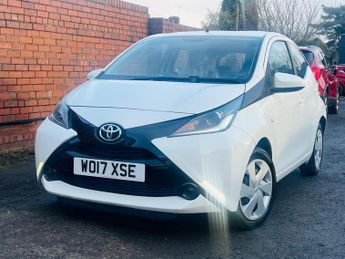 Toyota AYGO 1.0 VVT-i x-play Euro 6 5dr