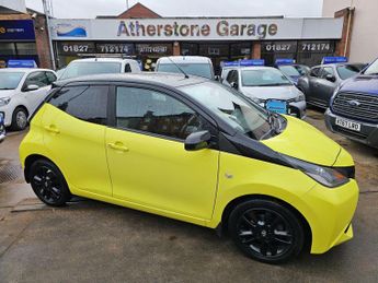 Toyota AYGO 1.0 VVT-i x-cite 3 Yellow Bi-Tone Euro 6 5dr