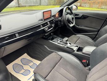 Audi A4 Avant 2.0 TFSI 40 Black Edition S Tronic Euro 6 (s/s) 5dr
